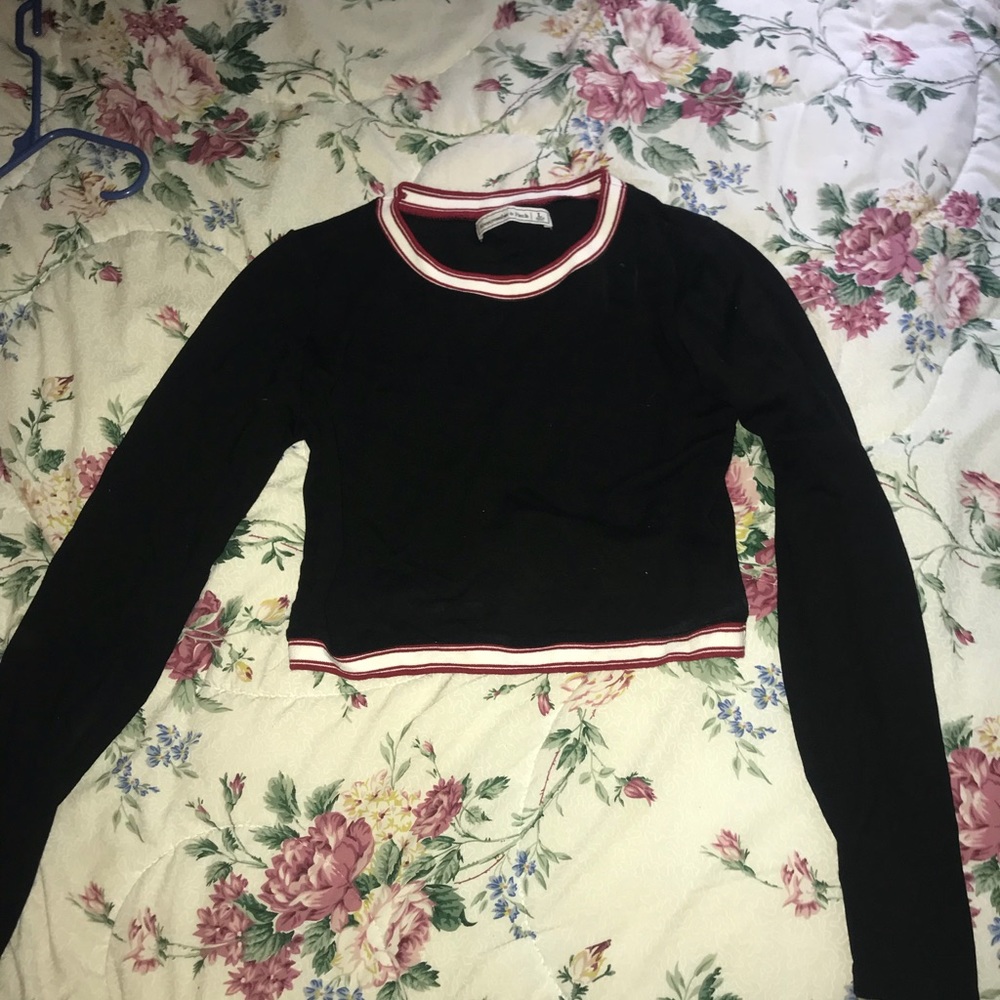 Cropped long sleeve